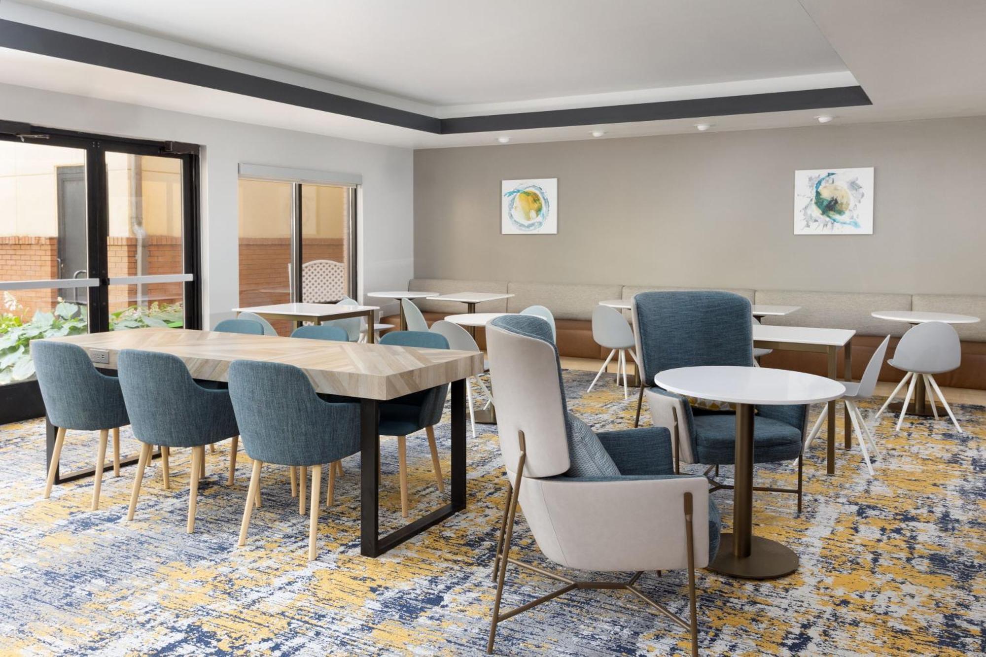 Towneplace Suites By Marriott Erie Kearsarge Bagian luar foto