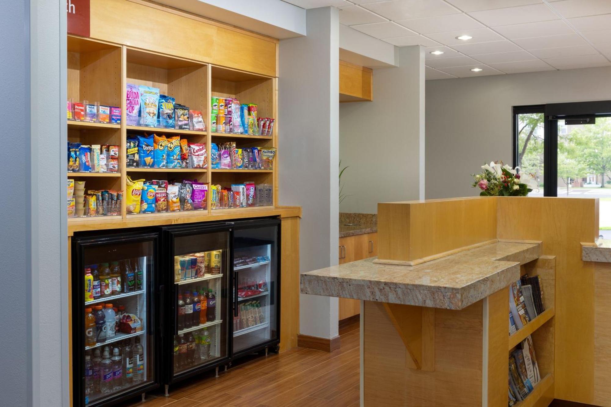 Towneplace Suites By Marriott Erie Kearsarge Bagian luar foto