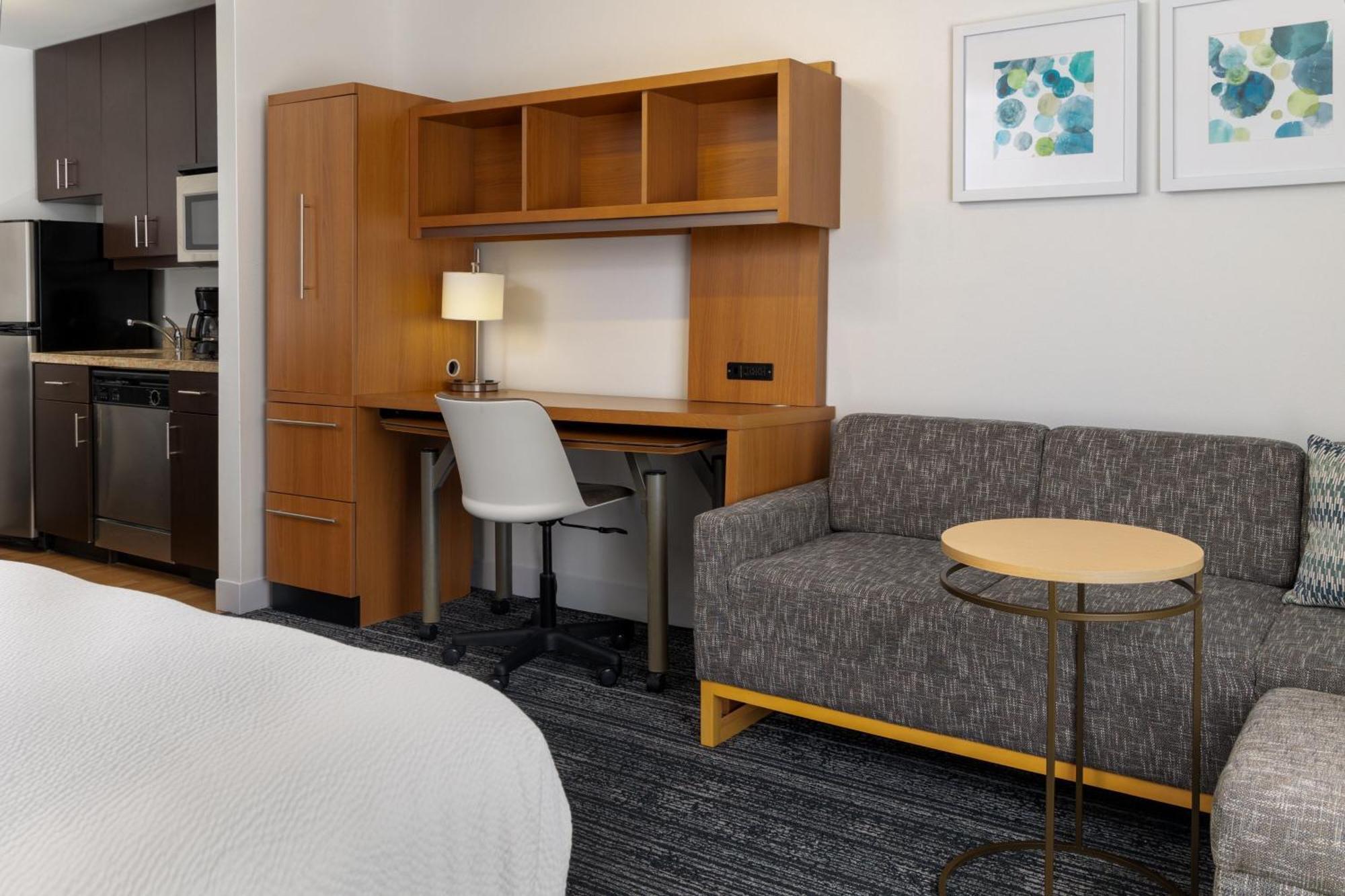 Towneplace Suites By Marriott Erie Kearsarge Bagian luar foto