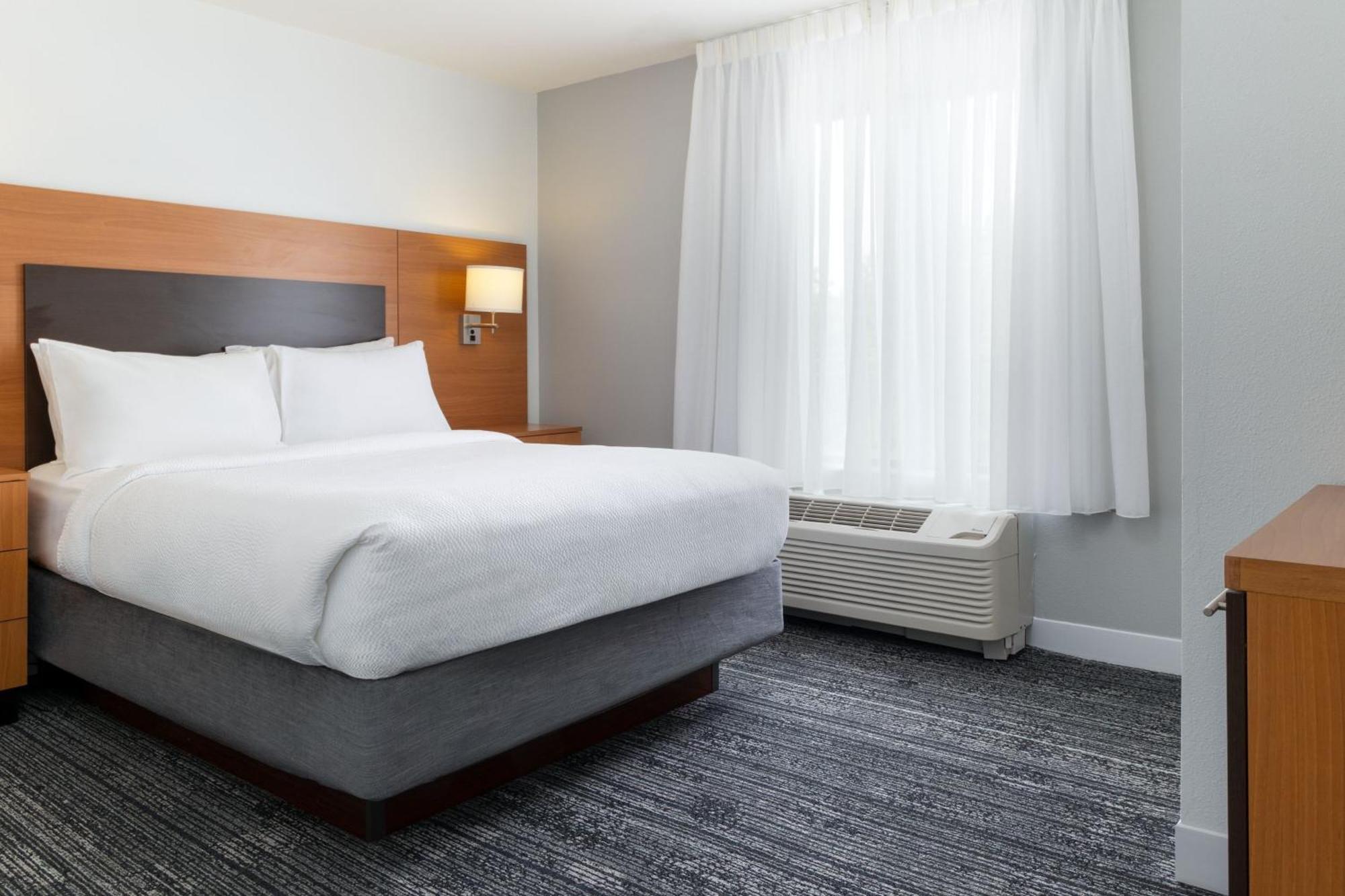 Towneplace Suites By Marriott Erie Kearsarge Bagian luar foto