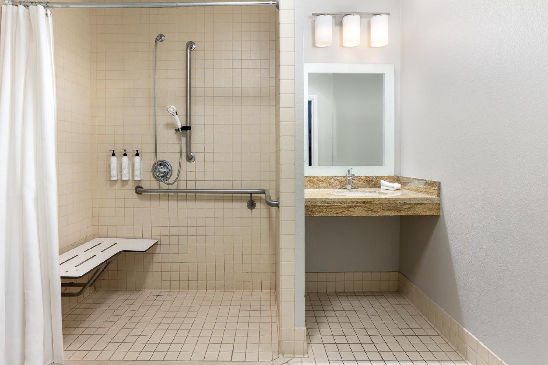 Towneplace Suites By Marriott Erie Kearsarge Bagian luar foto