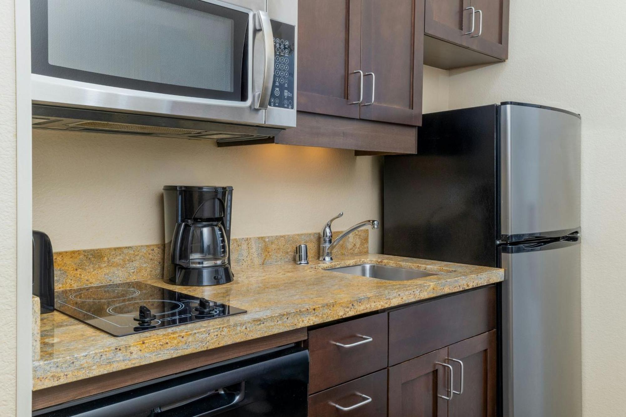Towneplace Suites By Marriott Erie Kearsarge Bagian luar foto