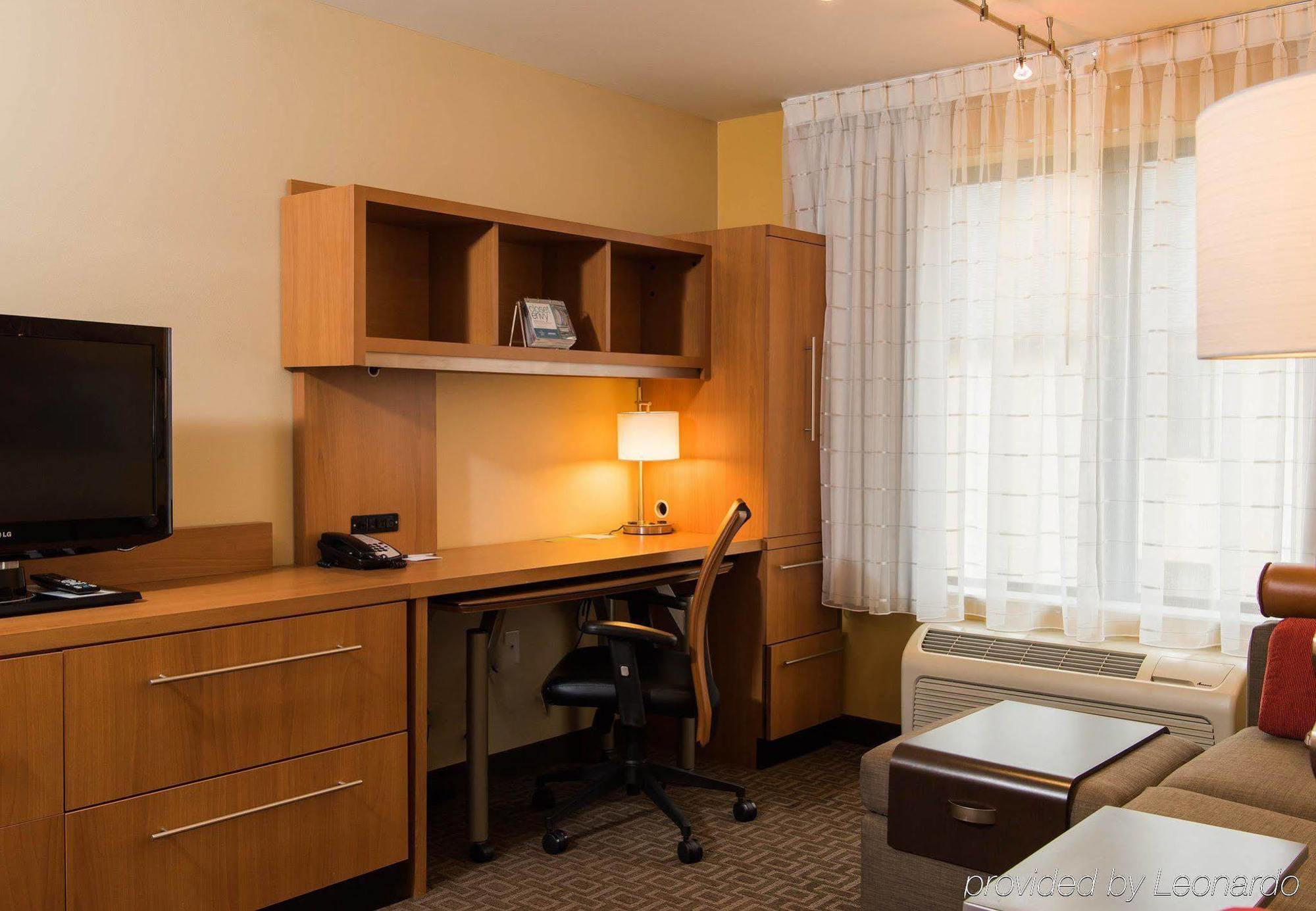 Towneplace Suites By Marriott Erie Kearsarge Bagian luar foto