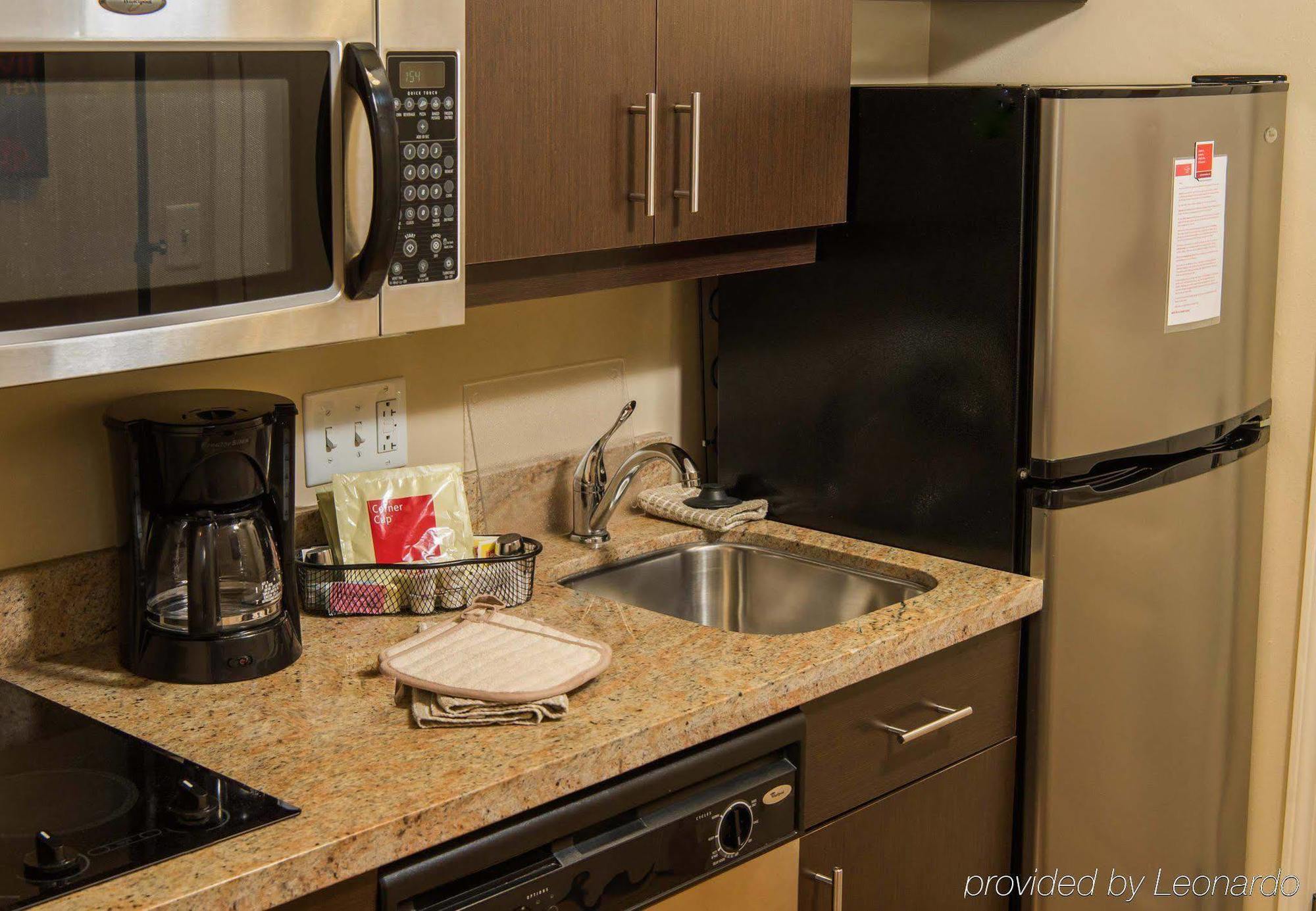 Towneplace Suites By Marriott Erie Kearsarge Bagian luar foto